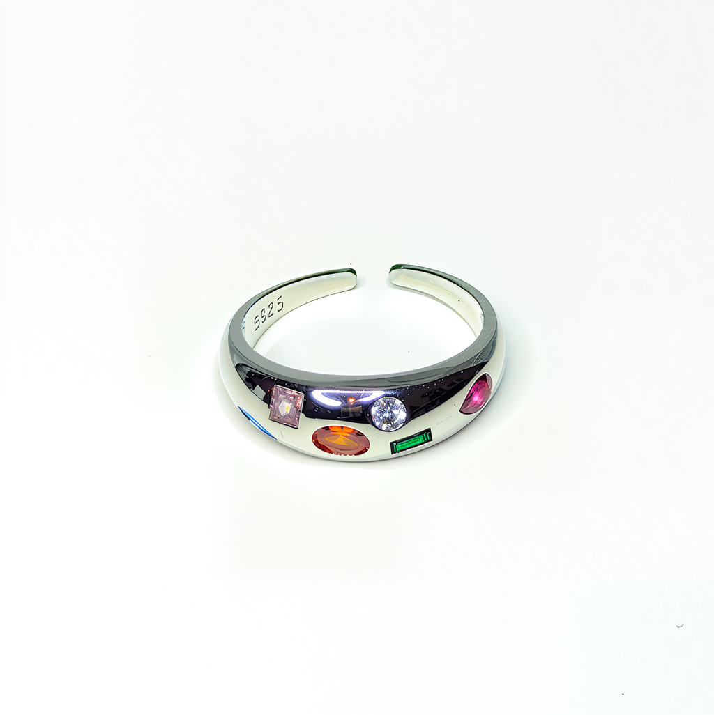 PREMIUM Adjustable 'Rainbow Cuts' Ring
